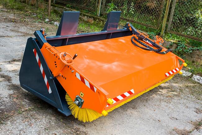 Zamiatarka szczotkowa do łyżki – seria ZS