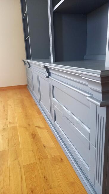 Biblioteka z litego drewna, regał na ksiązki