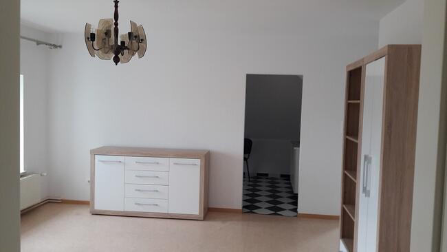 Mam do wynajęcja miesz 2 pokoj.