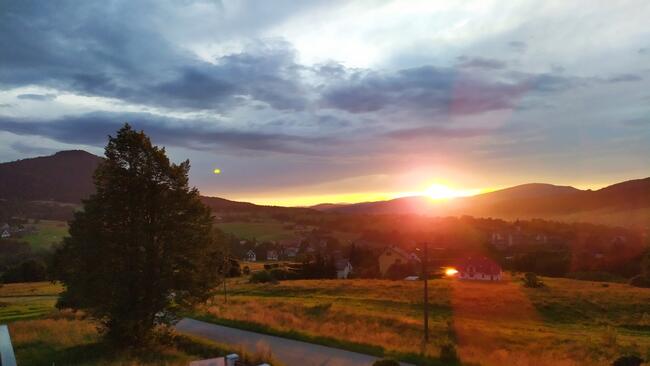 Noclegi pod Wyciągiem przy szlaku Kasina