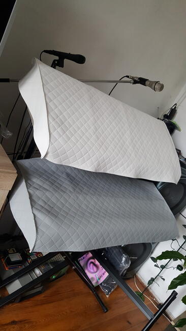 Narzutka przeciw kurzowa na keyboard eko-skóra