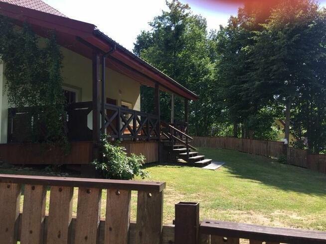 Domek Kretowiny jezioro Narie Mazury
