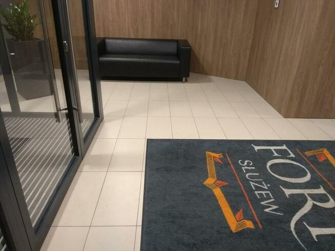 wynajmę nowe mieszkanie 47m; 2 pokoje & kuchnia; Fort Służew