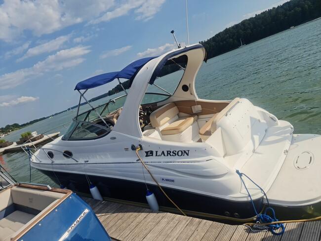 Wynajem łodzi motorowych i skuterów wodnych Mikołajki