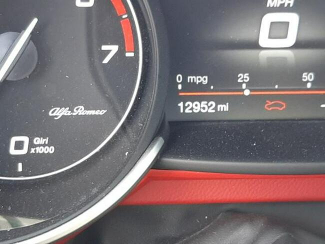 Alfa Romeo Giulia 2019, 2.0L, po gradobiciu