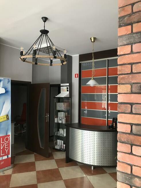 Zatrudnię kosmetyczkę z doswiadczeniem