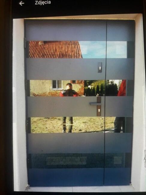 Drewniane drzwi zewnętrzne wejściowe od producenta