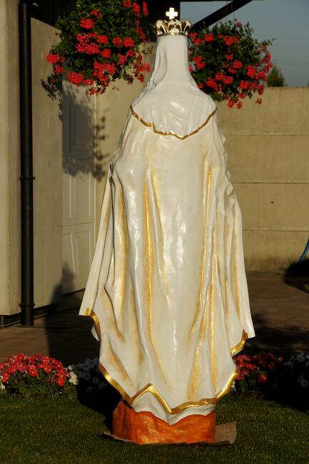 Figukra Matka Boża Królowa Polski. Matka Boska. Licheńska