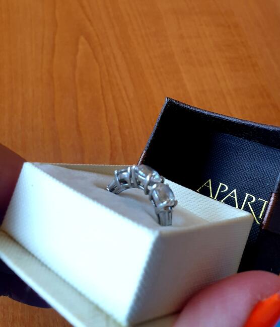 Srebrny pierścionek