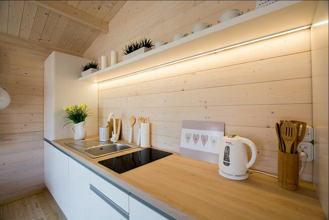 DREWNIANY DOMEK LETNISKOWY WEEKEND 25 + 8 M2