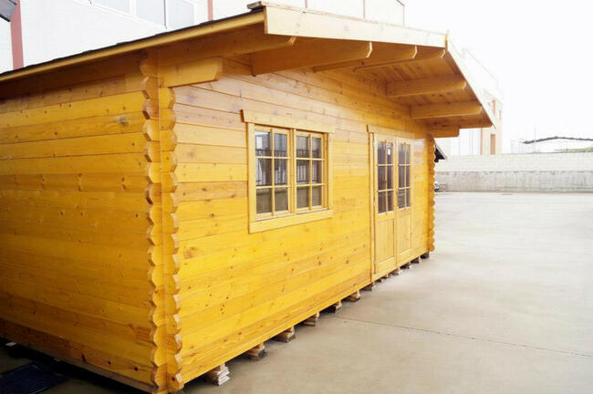 DREWNIANY DOMEK LETNISKOWY MAJKA 6X6 32 M2