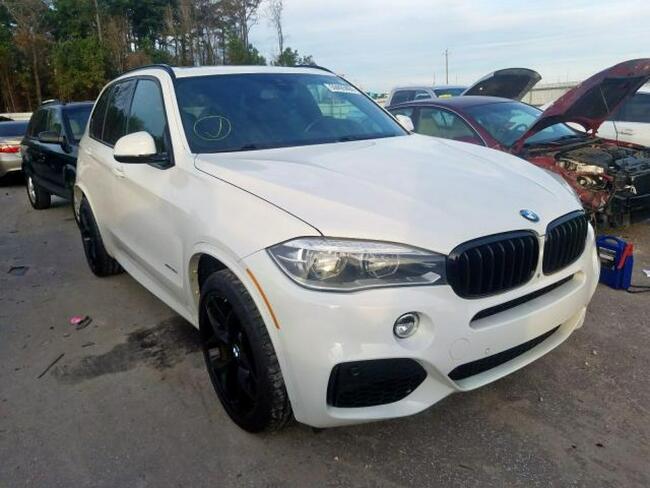BMW X5 2014, 4.4L, 4x4, porysowany lakier