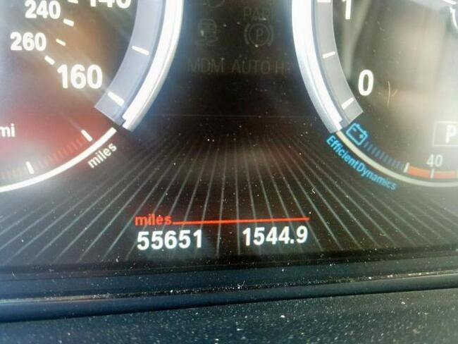 BMW X5 2014, 4.4L, 4x4, porysowany lakier