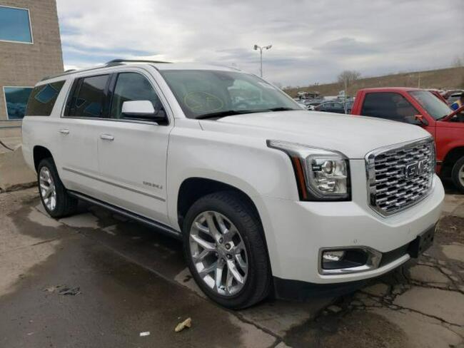 GMC Yukon 2020, 6.2L, 4x4, porysowany lakier