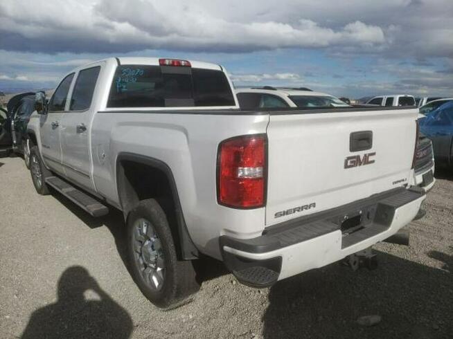 GMC Sierra K2500, 2018, 6.6L, 4x4, Denali, porysowany lakier
