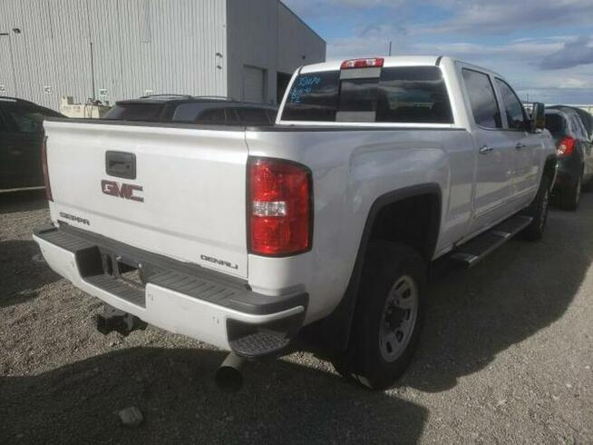 GMC Sierra K2500, 2018, 6.6L, 4x4, Denali, porysowany lakier