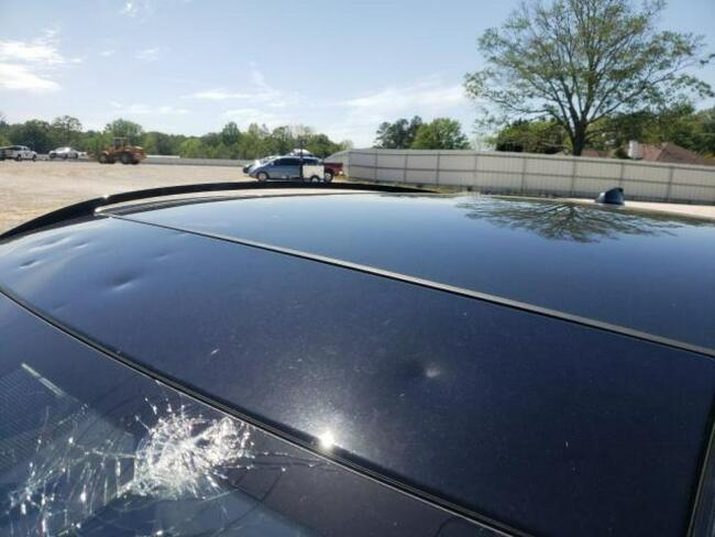 Jaguar E-Pace 2020, 2.0L, 4x4, po gradobiciu