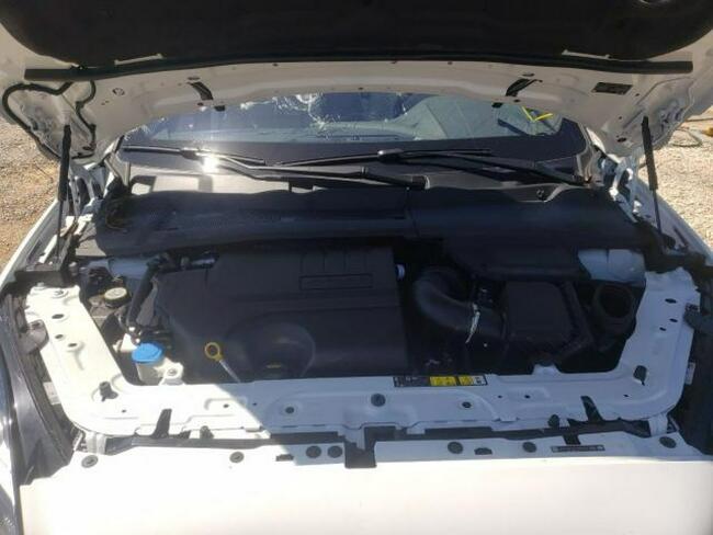 Jaguar E-Pace 2020, 2.0L, 4x4, po gradobiciu