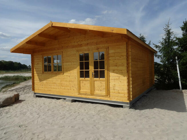 DREWNIANY DOMEK LETNISKOWY MAJKA 6X6 32 M2