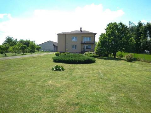 sprzedam zabudowania z ziemia ,ogrodem,