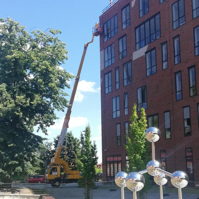 Podnosnik koszowy Wrocław, zwyżka, wynajem, 20m - 35m