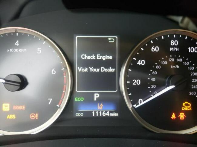 Lexus IS 2020, 2.0L, porysowany lakier