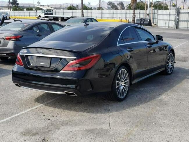 Mercedes CLS 400 2016, 3.0L, porysowany lakier