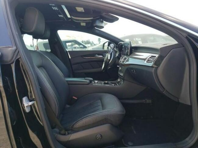 Mercedes CLS 400 2016, 3.0L, porysowany lakier