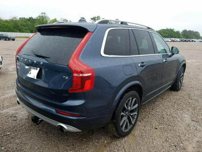 Volvo XC 90 T5, 2018, 2.0L, 4x4, po gradobiciu