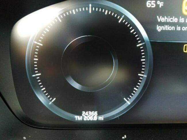 Volvo XC 90 T5, 2018, 2.0L, 4x4, po gradobiciu