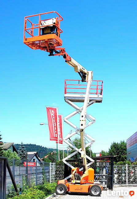 Usługi Podnośnikiem Teleskopowym JLG M450AJ