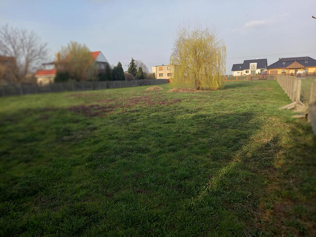 Sprzedam działkę w Obłaczkowie pow. 2167m2