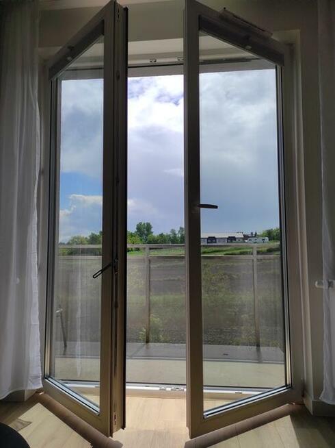 Sprzedaż okien drzwi rolet bram moskitier