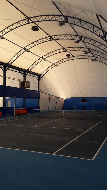 Hala tenisowa podwójna
