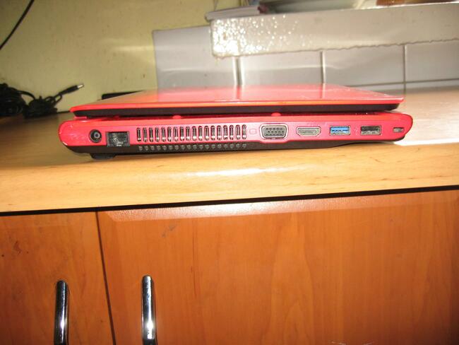 Nowy Laptop Sony Led ips 4k SSD Ati Radeon do szkoly grania