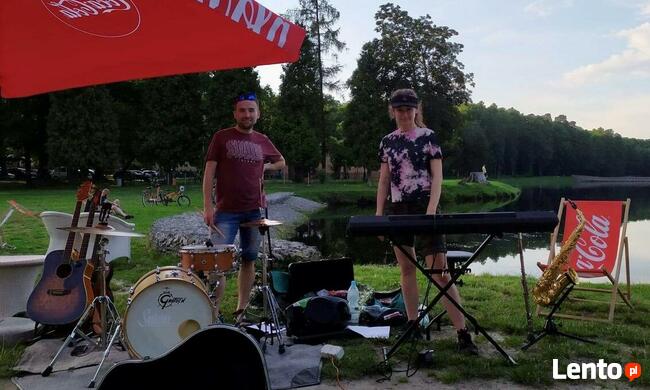 Duet instrumentalny - flet, saks, gitara, pianino, perkusja