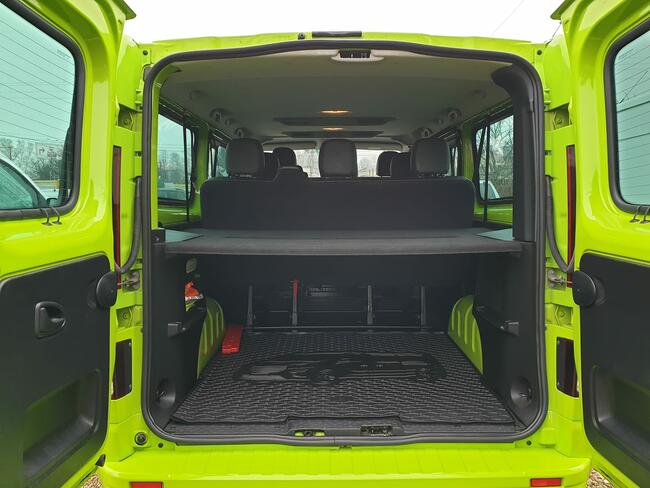 Wynajem busa osobowego bus 9 osobowy Wypożyczalnia busów 8/9