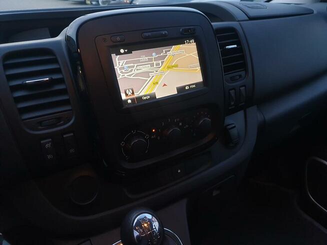 Wynajem busa osobowego bus 9 osobowy Wypożyczalnia busów 8/9