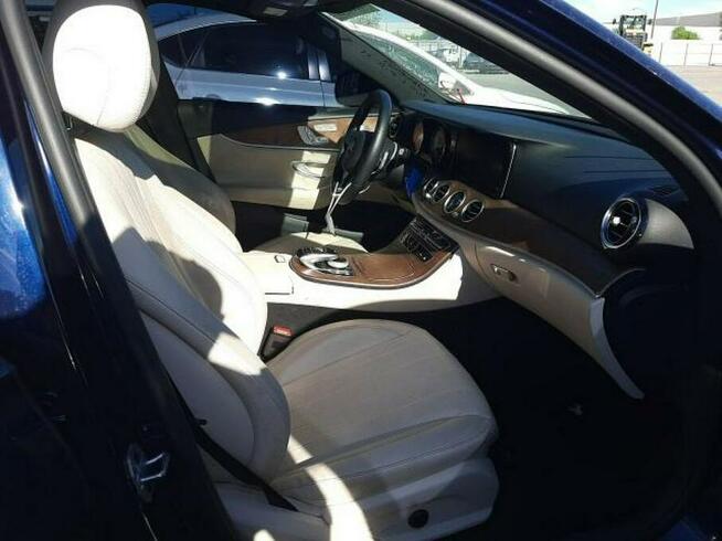 Mercedes E 300 2018, 2.0L, 4x4, porysowany lakier