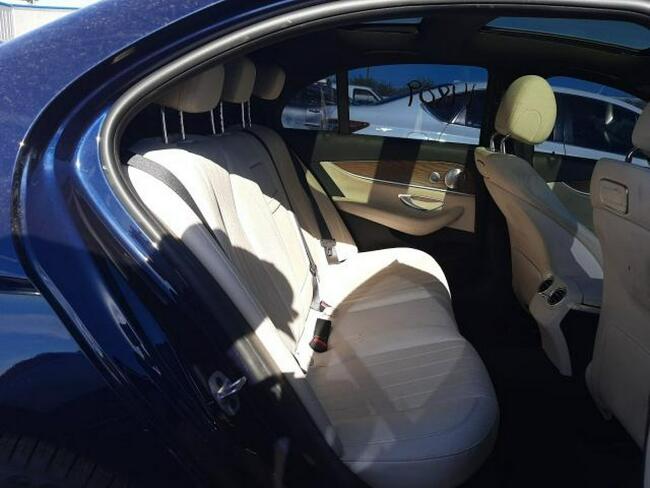 Mercedes E 300 2018, 2.0L, 4x4, porysowany lakier