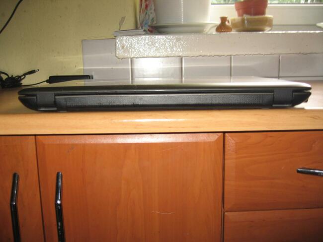 Nowy laptop 17 cali IPs Gamingowy Geforce GT I5 3 gen 4x2.6