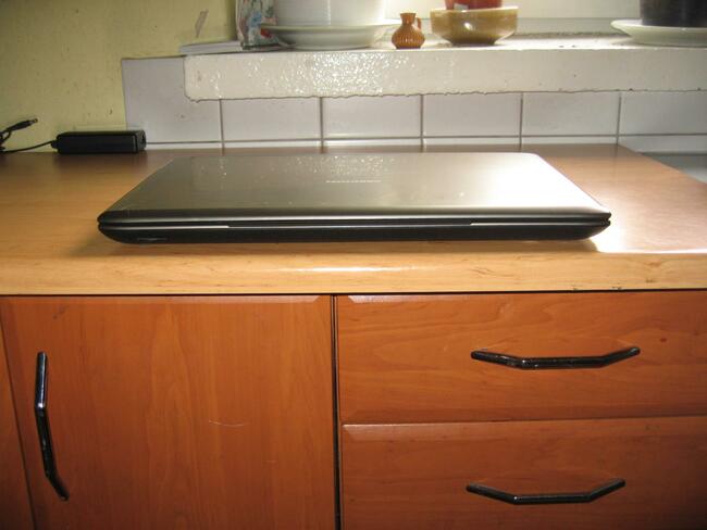 Nowy laptop 17 cali IPs Gamingowy Geforce GT I5 3 gen 4x2.6