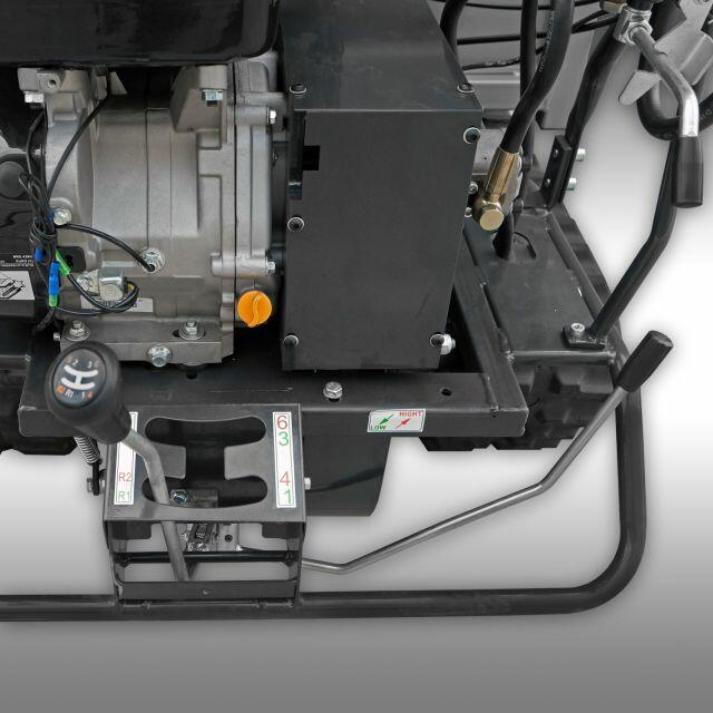 Wozidło budowlane na gąsienicach, silnik 13 km, udźwig 800kg