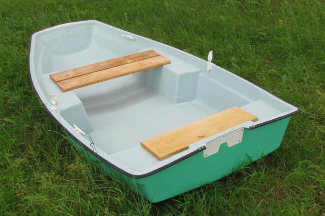 Łódź łódka wędkarska turystyczna 2,4 m łódka do wędkowania.