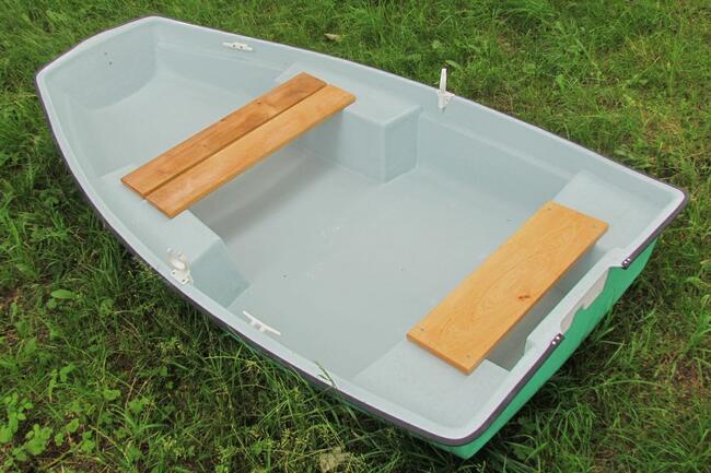 Łódź łódka wędkarska turystyczna 2,4 m łódka do wędkowania.