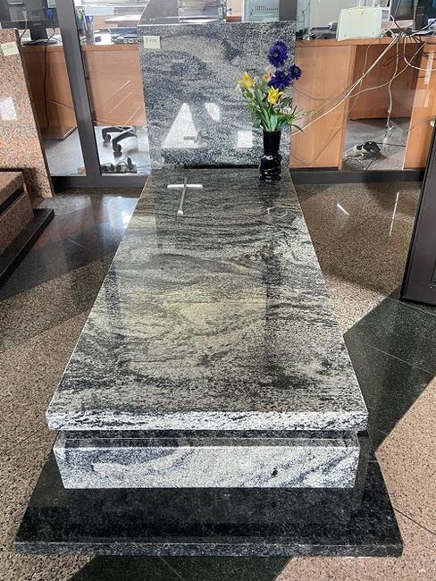 NAGROBKI GRANITOWE NAJTAŃSZE W POLSCE!