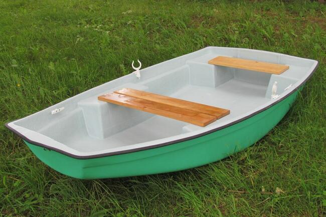 Łódź łódka wędkarska turystyczna 2,4 m łódka do wędkowania.