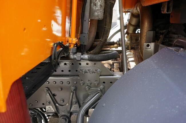 śmieciarka trzyosiowa Mercedes Axor 2533 FAUN 524m3 EURO 5