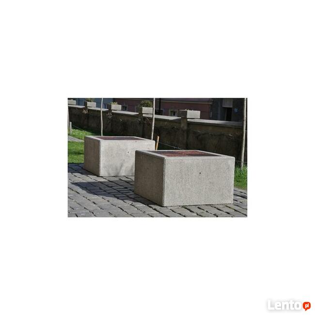 Ławka betonowa miejsko parkowa kwadrat 100×100 cm