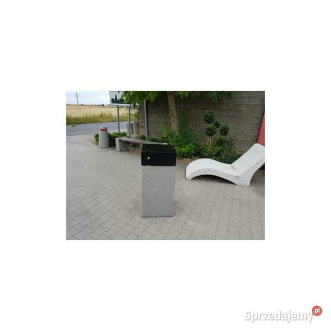 Kosz betonowy z daszkiem 40l kwadratowy 45x45x80 cm
